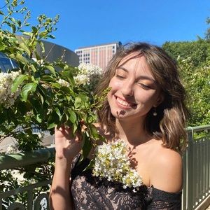 Meet your Posher, Jenna